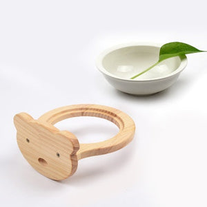 Elevate Your Pet's Dining Experience with Our Ceramic Bowl and Solid Wood Stand