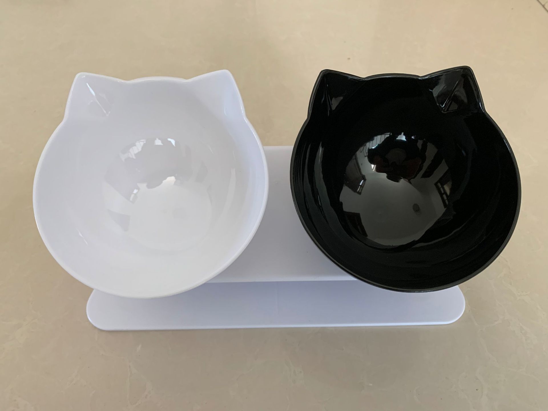 Adjustable Pet Bowl