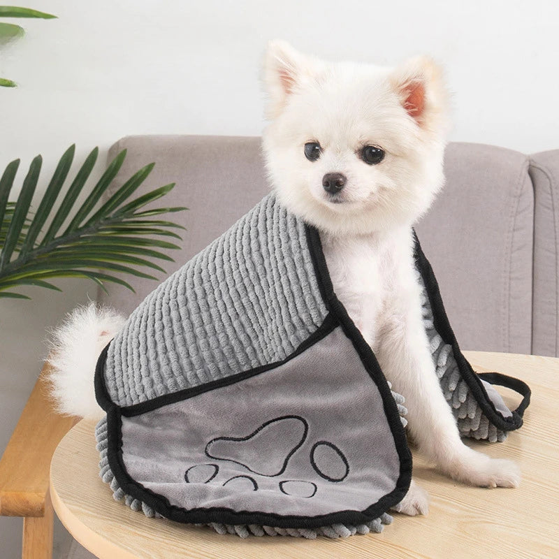 Absorbent Microfiber Pet Towel with Hand Pockets for Quick Drying